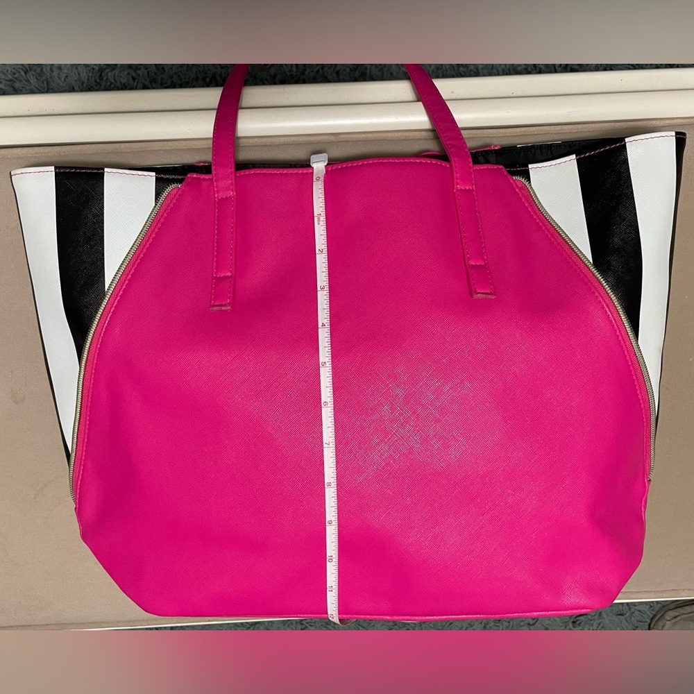 Juicy Couture Hot Pink w/ Black & White Stripe Side Panel Large Tote -new - Picture 12 of 12
